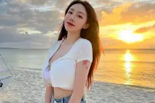 范冰冰戛纳未修图曝光好显老眼神缺少霸气不再是“范爷”